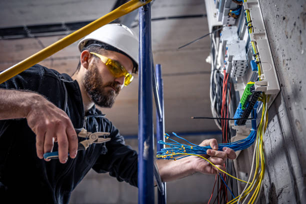 Best Best Electricians Near Me  in Clarendon, TX